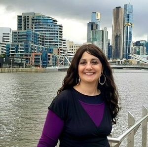 Meet your Posher, Denise